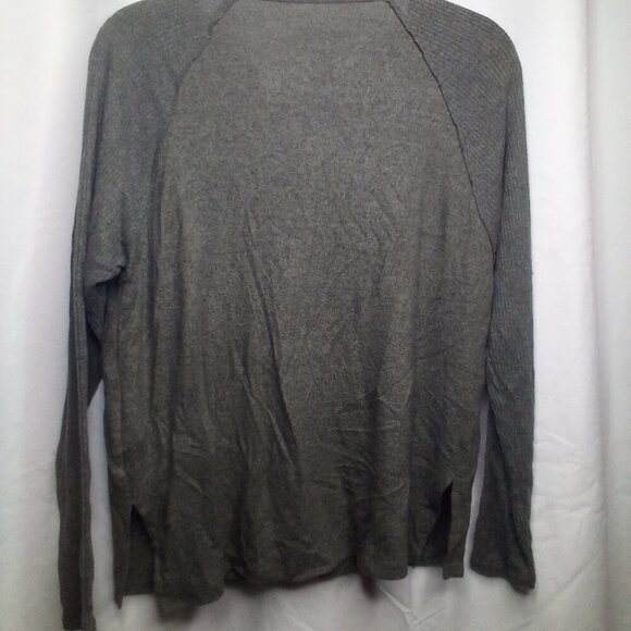 American Eagle Shirt XS Soft & Sexy Plush Long Sleeve Green Gray Color - Picture 5 of 16